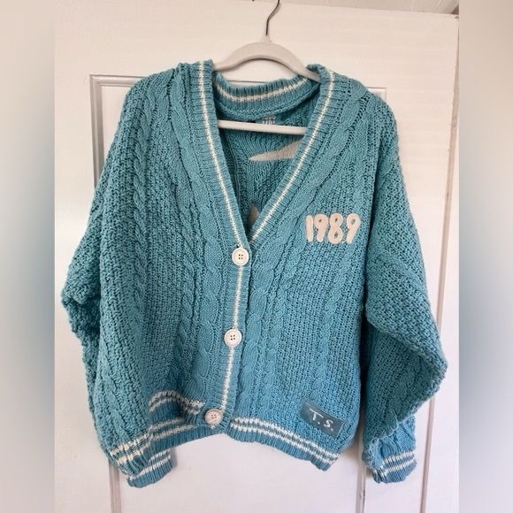 Taylor Swift Sweaters - Taylor Swift - 1989 (Taylor’s Version) Cardigan (New) XL/2XL New